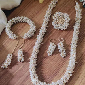 Bridal jewelry set